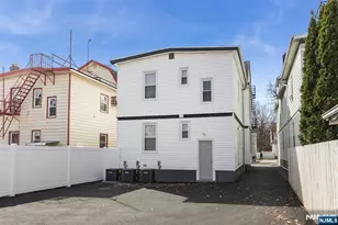 25 Waldo Ave, Bloomfield, NJ 07003 - Photo 30