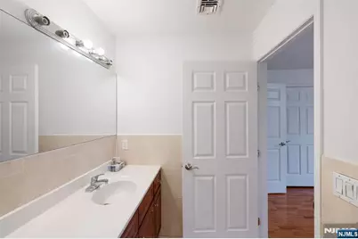 272 Highland Avenue, Palisades Park, NJ 07650 - Photo 32