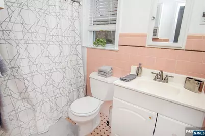 75 17th Avenue, Elmwood Park, NJ 07407 - Photo 8