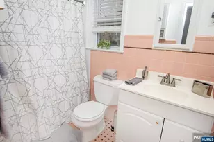 75 17th Ave, Elmwood Park, NJ 07407 - Photo 8