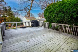 75 17th Ave, Elmwood Park, NJ 07407 - Photo 16