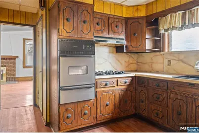 315-317 Meeker Avenue, Newark, NJ 07112 - Photo 10