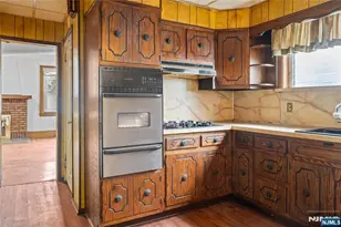 315-317 Meeker Ave, Newark, NJ 07112 - Photo 10