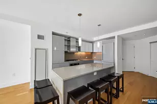 77 Hudson Street 4107, Jersey City, NJ 07302 - Photo 4