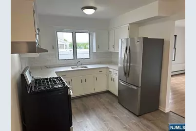 41 Kipp Avenue 1 #1, Elmwood Park, NJ 07407 - Photo 6