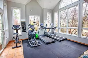 507 Windsor Dr 107, Palisades Park, NJ 07650 - Photo 26