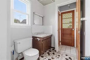 36 Edison St, Bloomfield, NJ 07003 - Photo 16