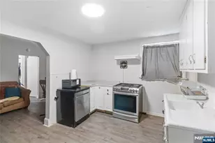 36 Edison St, Bloomfield, NJ 07003 - Photo 8