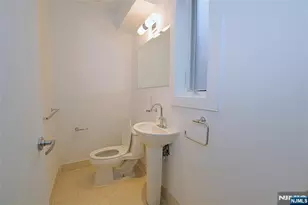 11 Vela Way, Edgewater, NJ 07020 - Photo 12