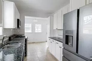 33 Norwood Pl, Bloomfield, NJ 07003 - Photo 8