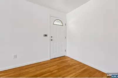 691 Hamilton Avenue B #B, Ridgefield, NJ 07657 - Photo 4