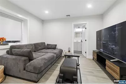 41-43 Lindley Avenue, Tenafly, NJ 07670 - Photo 36