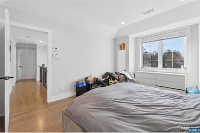 1 Hamilton Place, Tenafly, NJ 07670 - Photo 32