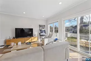 1 Hamilton Pl, Tenafly, NJ 07670 - Photo 16