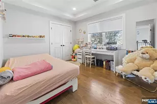 1 Hamilton Pl, Tenafly, NJ 07670 - Photo 34