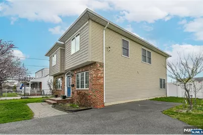 1 Lincoln Place, Moonachie, NJ 07074 - Photo 2