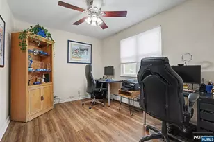 27 Westwood Dr, Fair Lawn, NJ 07410 - Photo 14