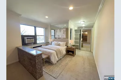 400 Fairview Avenue 3D #3D, Fort Lee, NJ 07024 - Photo 2