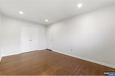 201 Palisade Avenue, Cliffside Park, NJ 07010 - Photo 20