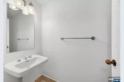 800 Palisade Avenue 109 #109, Fort Lee, NJ 07024 - Photo 20