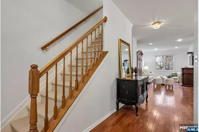 276 Great Smokey Lane, Mahwah, NJ 07430 - Photo 4