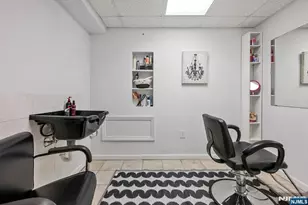 276 Great Smokey Ln, Mahwah, NJ 07430 - Photo 28