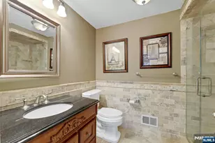56 Longfellow Ln, Mahwah, NJ 07430 - Photo 22