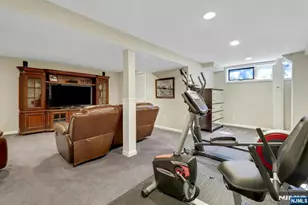 56 Longfellow Ln, Mahwah, NJ 07430 - Photo 30