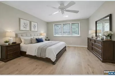 56 Longfellow Lane, Mahwah, NJ 07430 - Photo 24