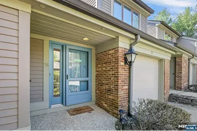 56 Longfellow Lane, Mahwah, NJ 07430 - Photo 2