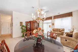 703 4 Seasons Dr, Wayne, NJ 07470 - Photo 8