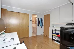 79 Bell Ave, Saddle Brook Township, NJ 07663 - Photo 28