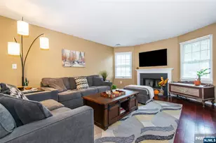 117 Quartz Ln, Paterson, NJ 07501 - Photo 6