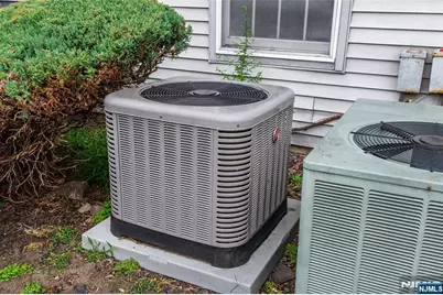 117 Quartz Lane, Paterson, NJ 07501 - Photo 26