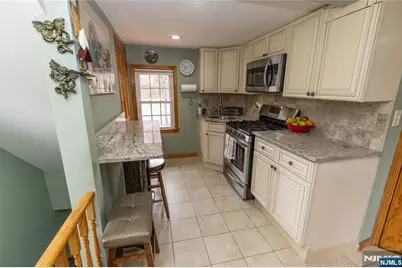 852 Springfield Avenue, New Providence, NJ 07974 - Photo 18