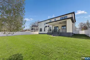 228 Spring Valley Rd, Paramus, NJ 07652 - Photo 2