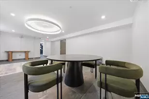 21 Lincoln 101, Newark, NJ 07102 - Photo 38