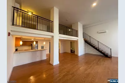 141 Harrison Street 1-H #1-H, East Orange, NJ 07018 - Photo 2