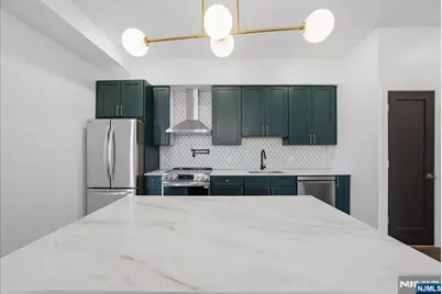 21 Lincoln Park 302 #302, Newark, NJ 07102 - Photo 8