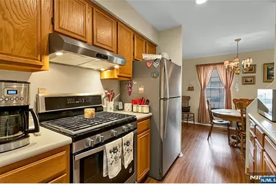 22-1 Tamaron Drive, Waldwick, NJ 07463 - Photo 14