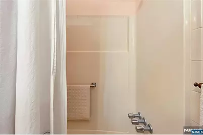 22-1 Tamaron Drive, Waldwick, NJ 07463 - Photo 26