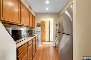 22-1 Tamaron Dr, Waldwick, NJ 07463 - Photo 12