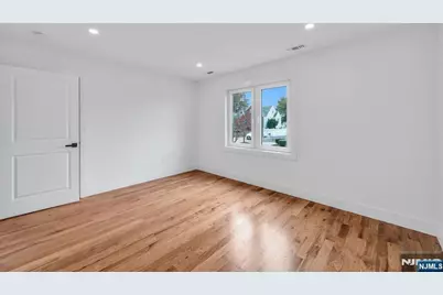 378 Marvin Avenue, Hackensack, NJ 07601 - Photo 22