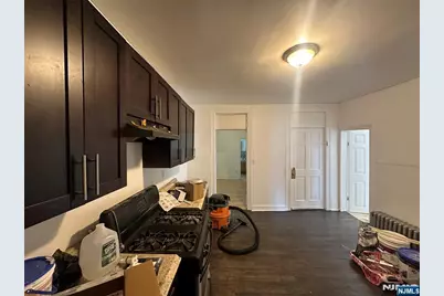 84 Front Street, Paterson, NJ 07522 - Photo 8