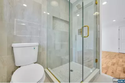 309 Ottawa Avenue, Hasbrouck Heights, NJ 07604 - Photo 30