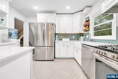 717 Orange Court, River Vale Township, NJ 07675 - Photo 10