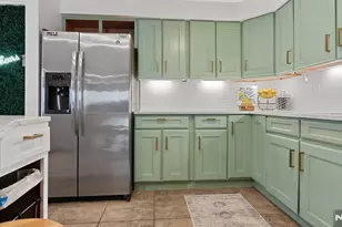 42 Triumph Ct A, East Rutherford, NJ 07073 - Photo 12