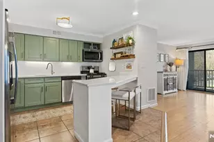 42 Triumph Ct A, East Rutherford, NJ 07073 - Photo 10