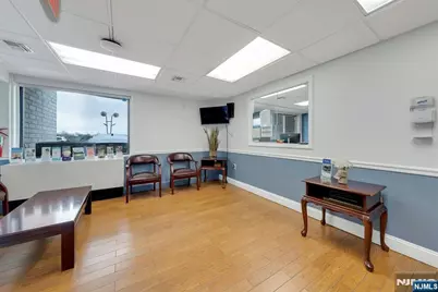 150 Overlook Avenue 1 #1, Hackensack, NJ 07601 - Photo 6