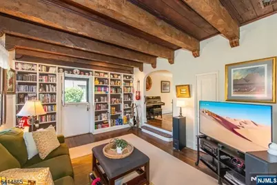 31 Windsor Road, Clifton, NJ 07012 - Photo 6